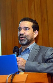 Dr. Eduardo Reinoso Angulo